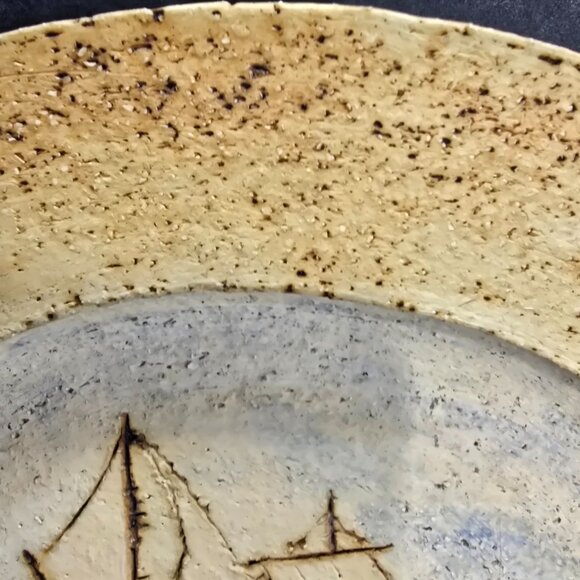 Vintage Signed Hubert Du Roscoat Pottery Art Wall Plate Cottagecore Schooner - Picture 8 of 11